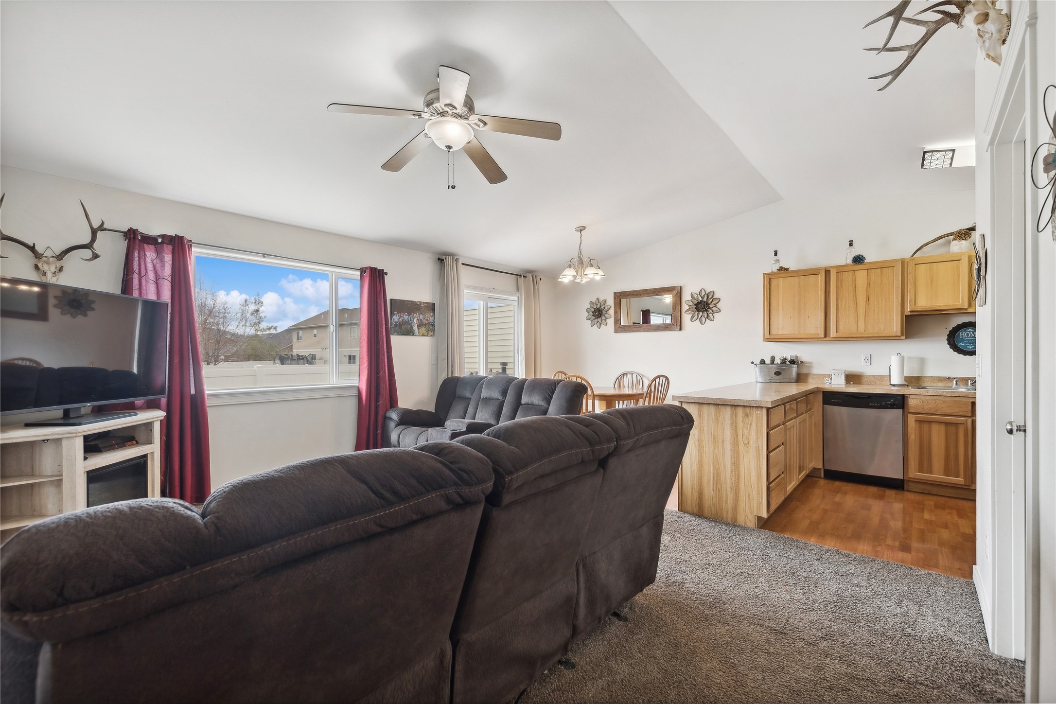 260 Empire Loop