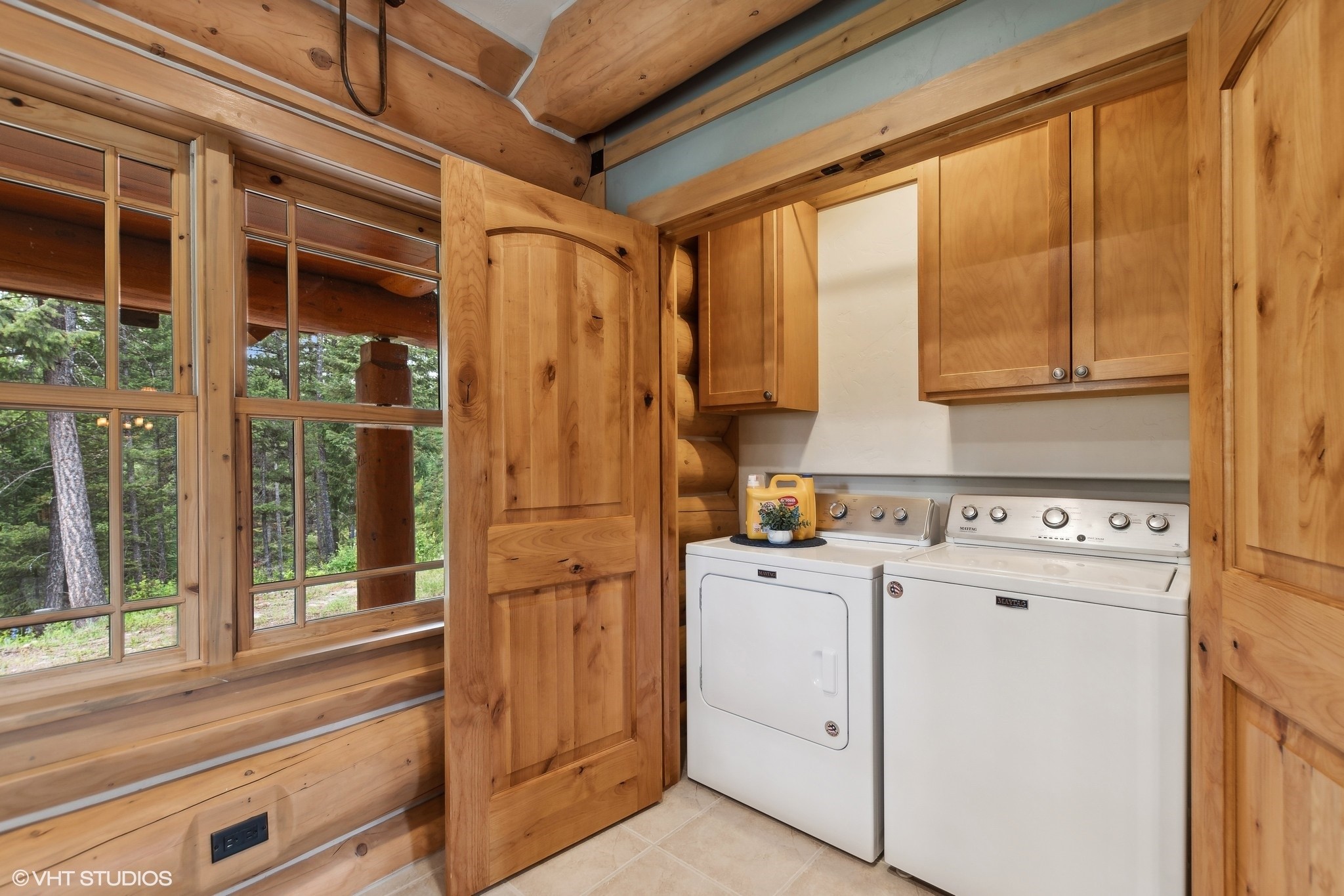 1184 Five Deer Lane