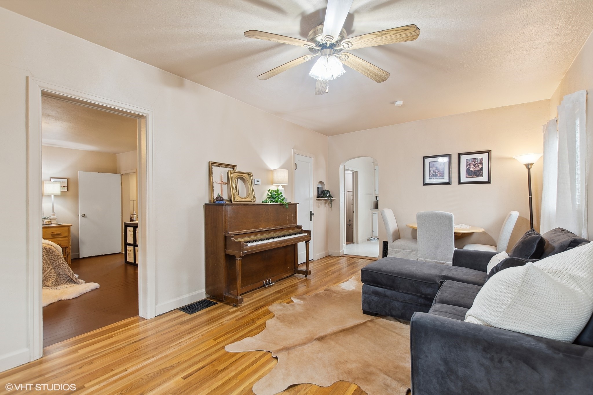 34 3rd Avenue E