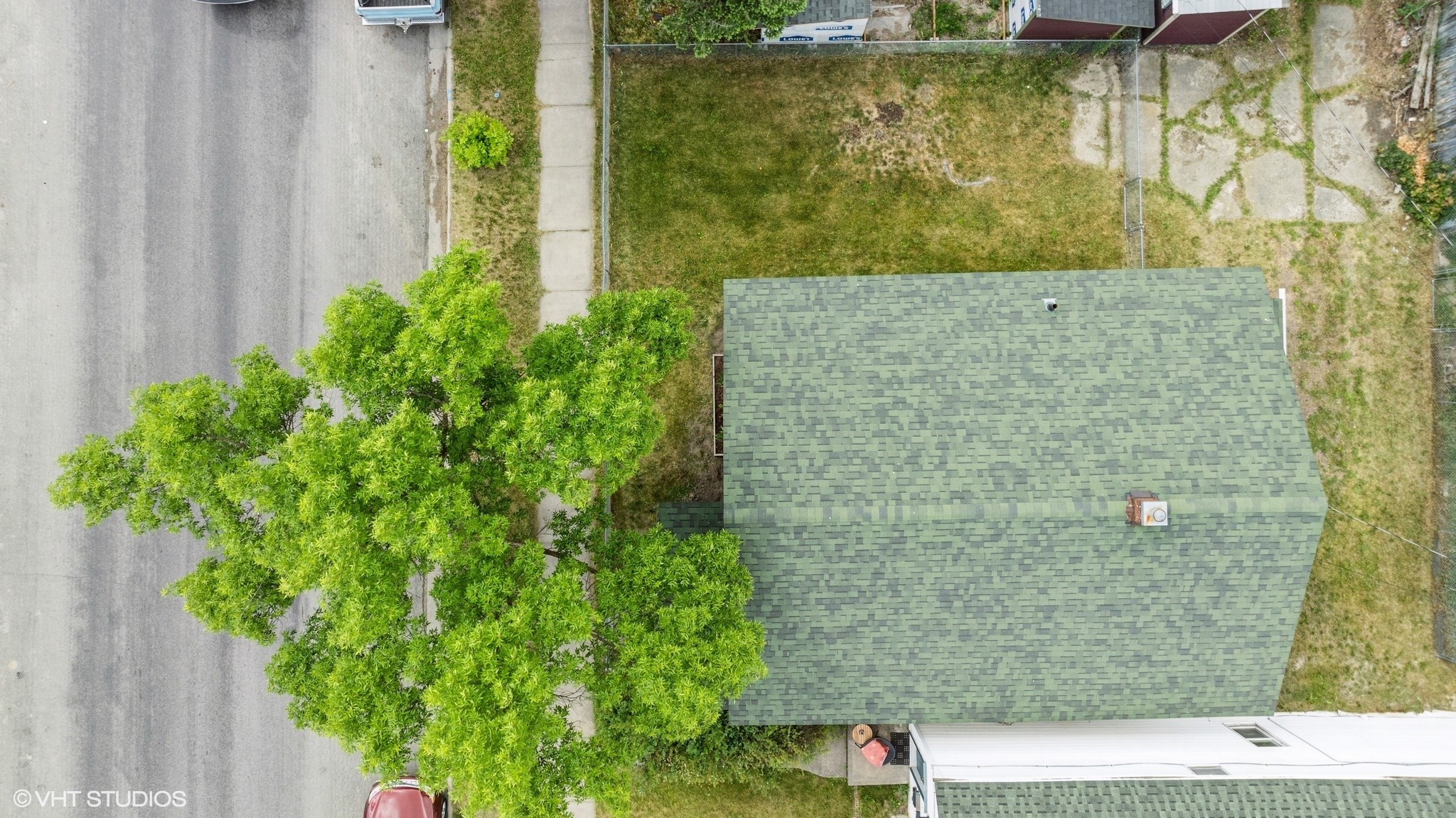 34 3rd Avenue E