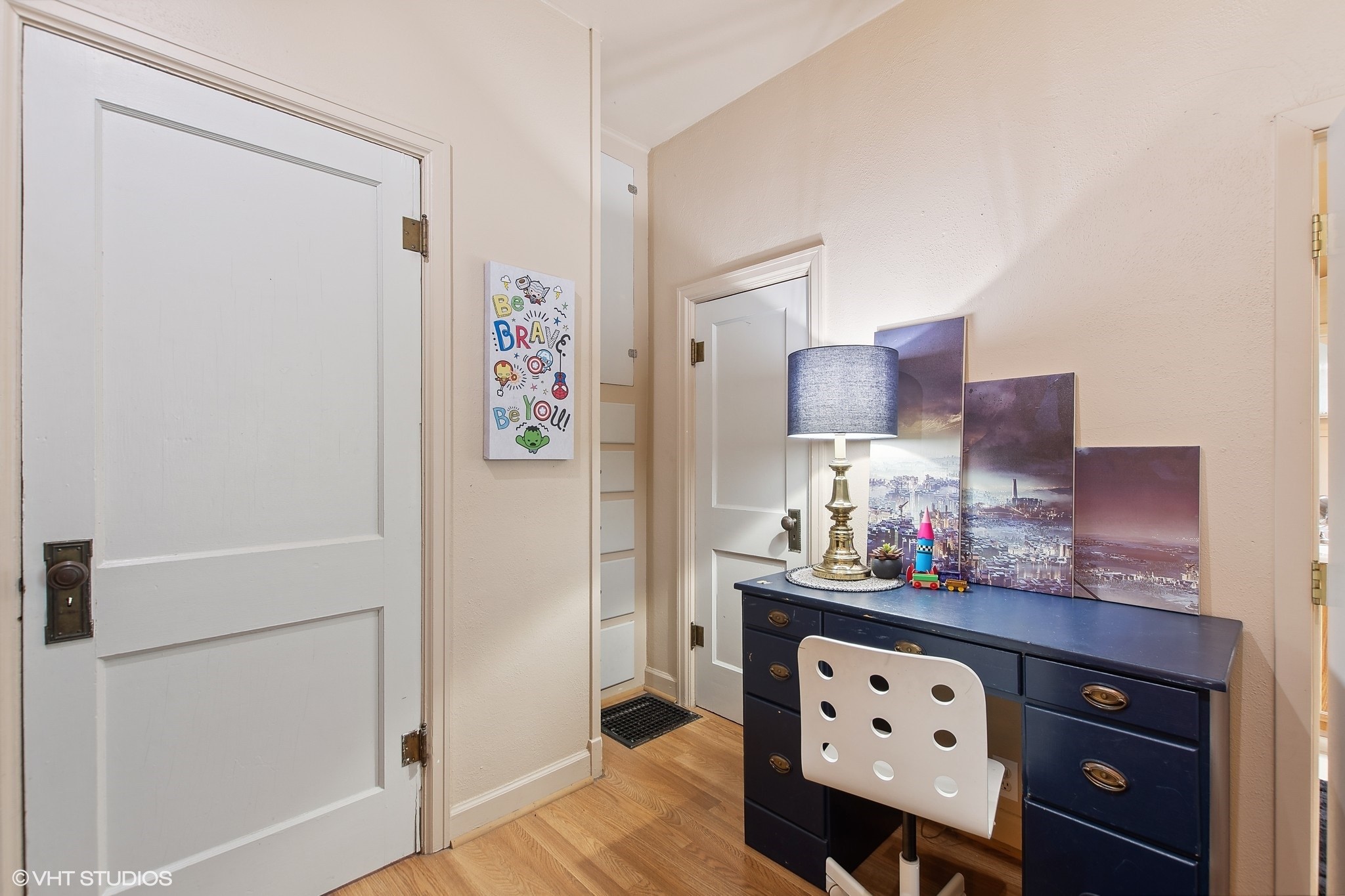 34 3rd Avenue E