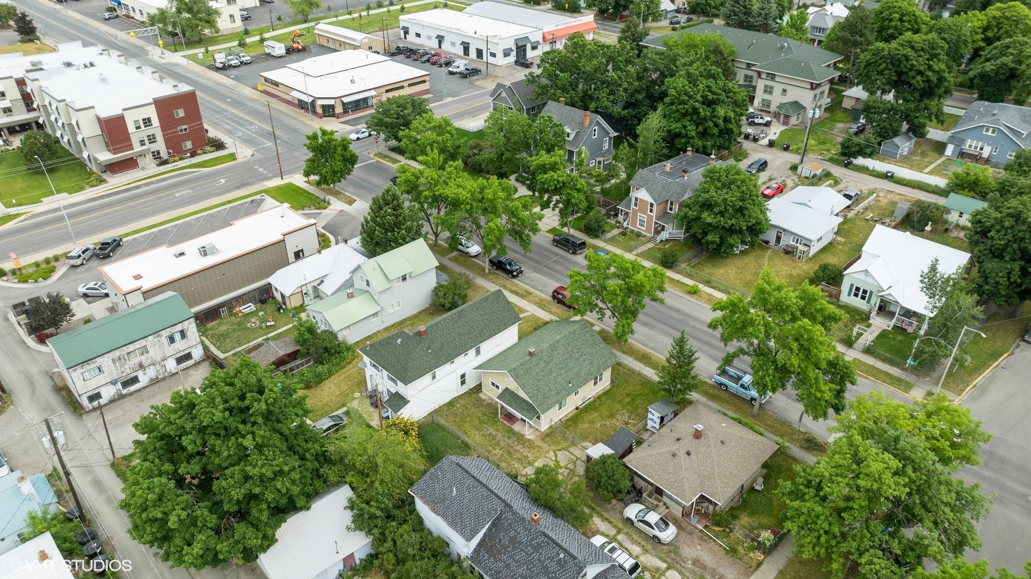 34 3rd Avenue E