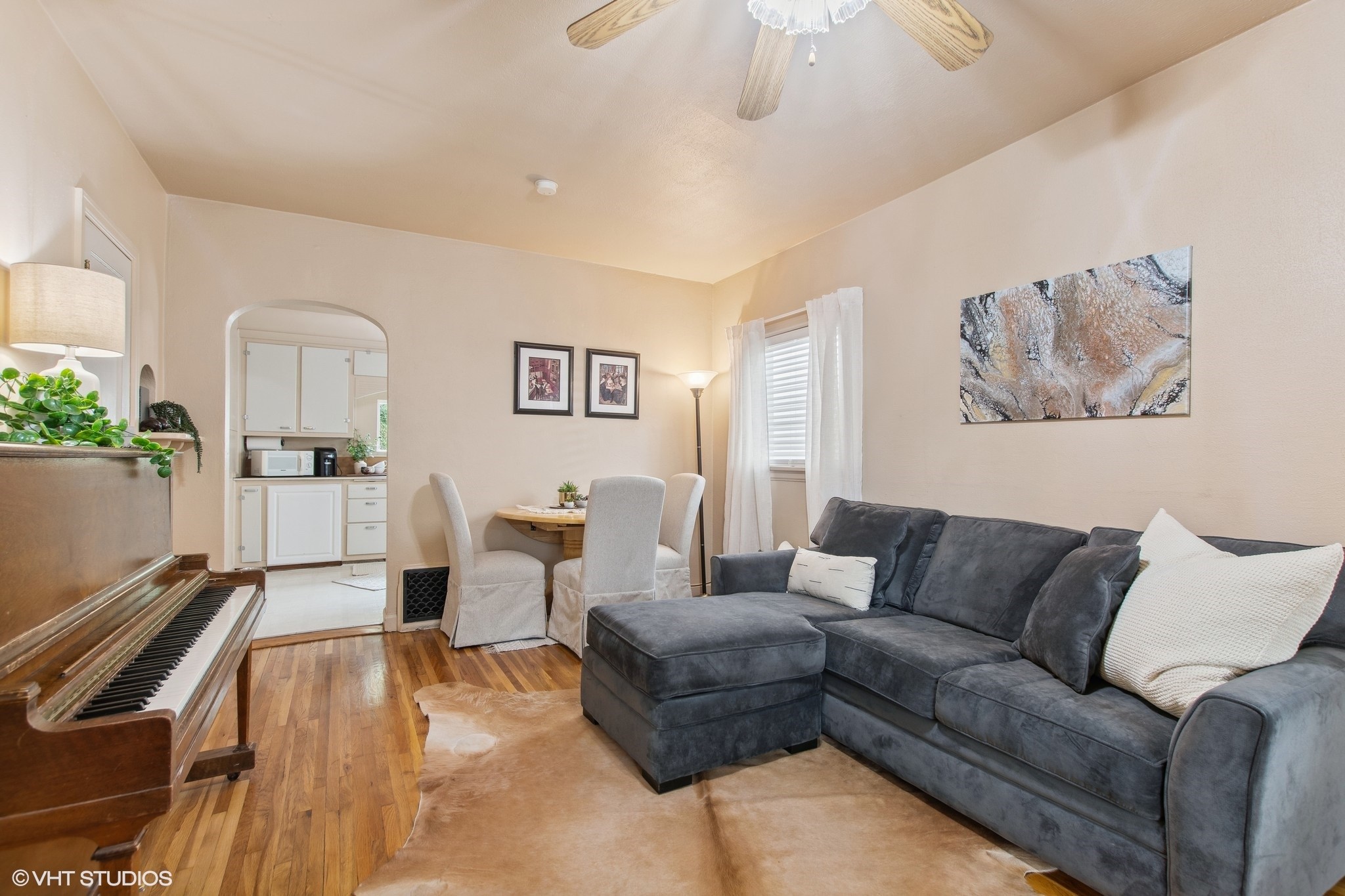 34 3rd Avenue E