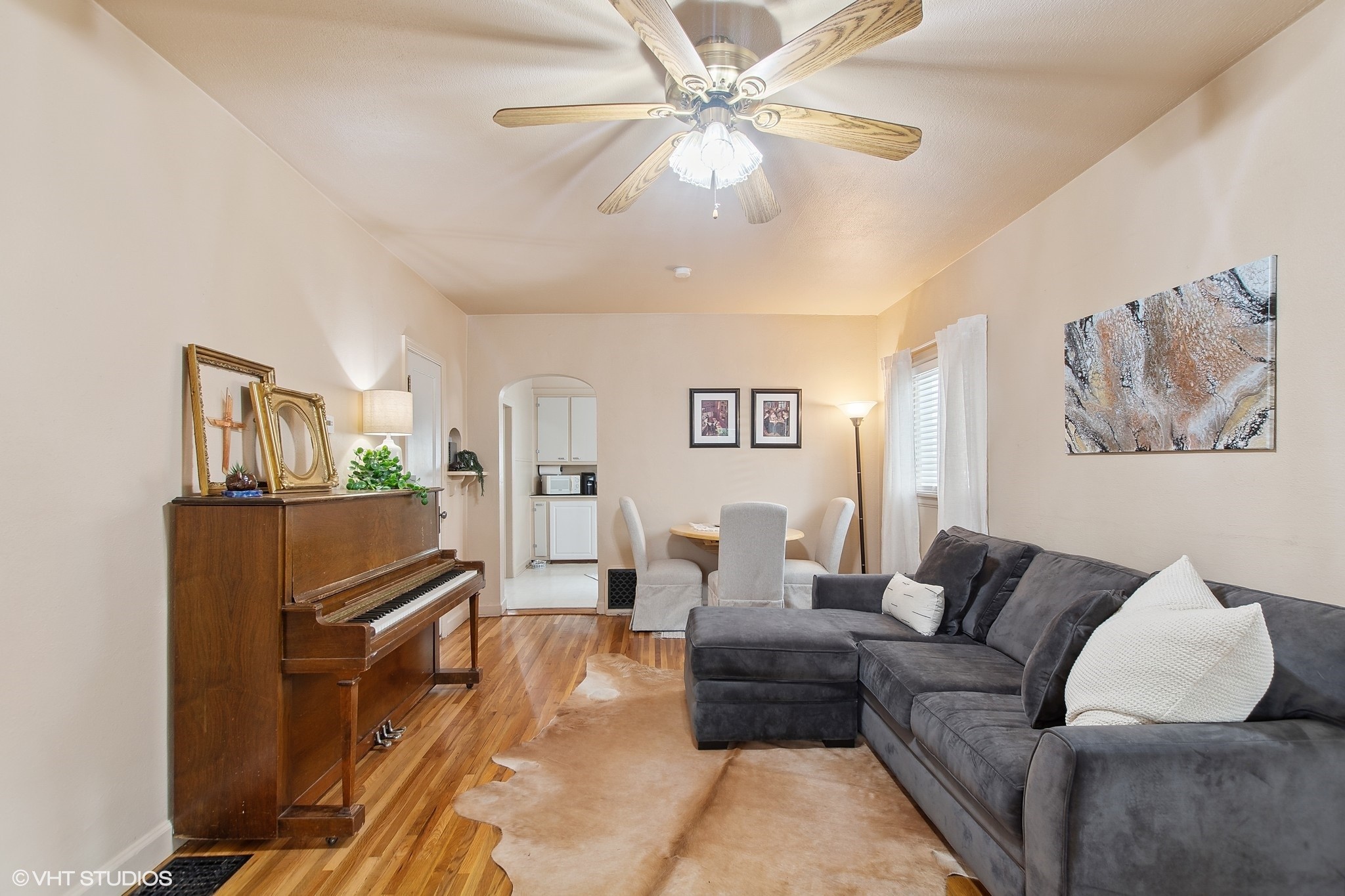 34 3rd Avenue E