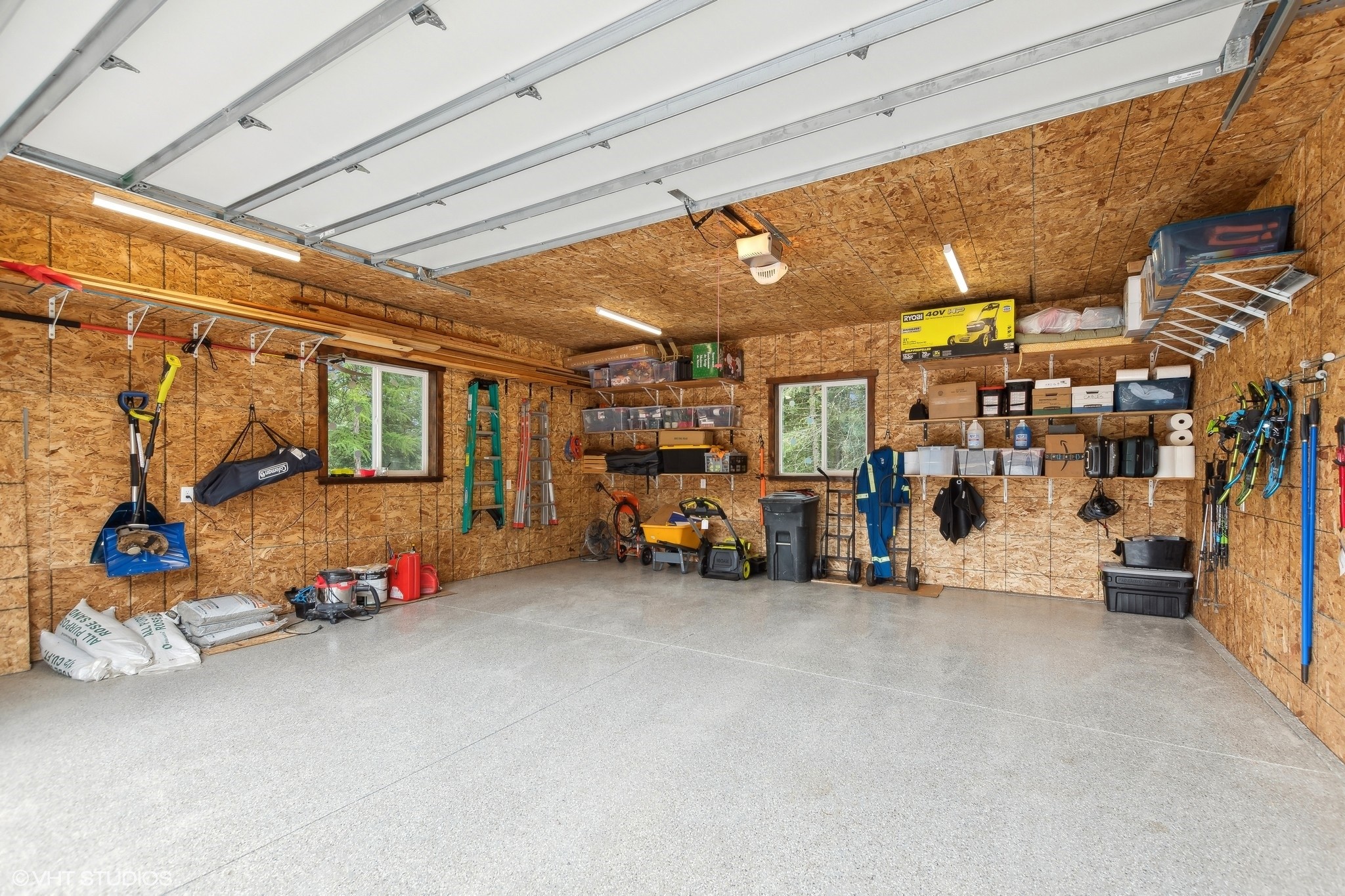 1605 Rolling Ridge Loop