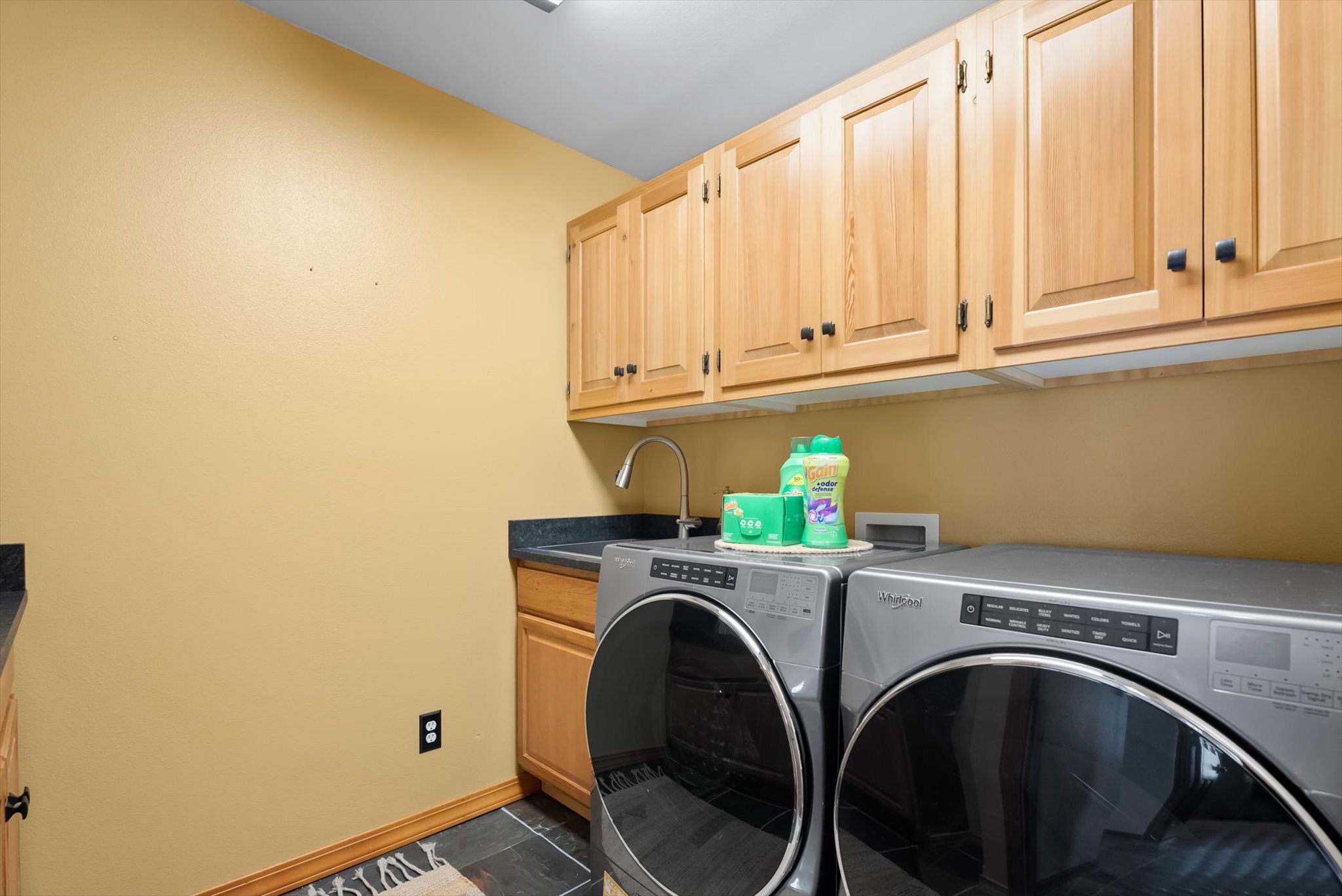 1605 Rolling Ridge Loop