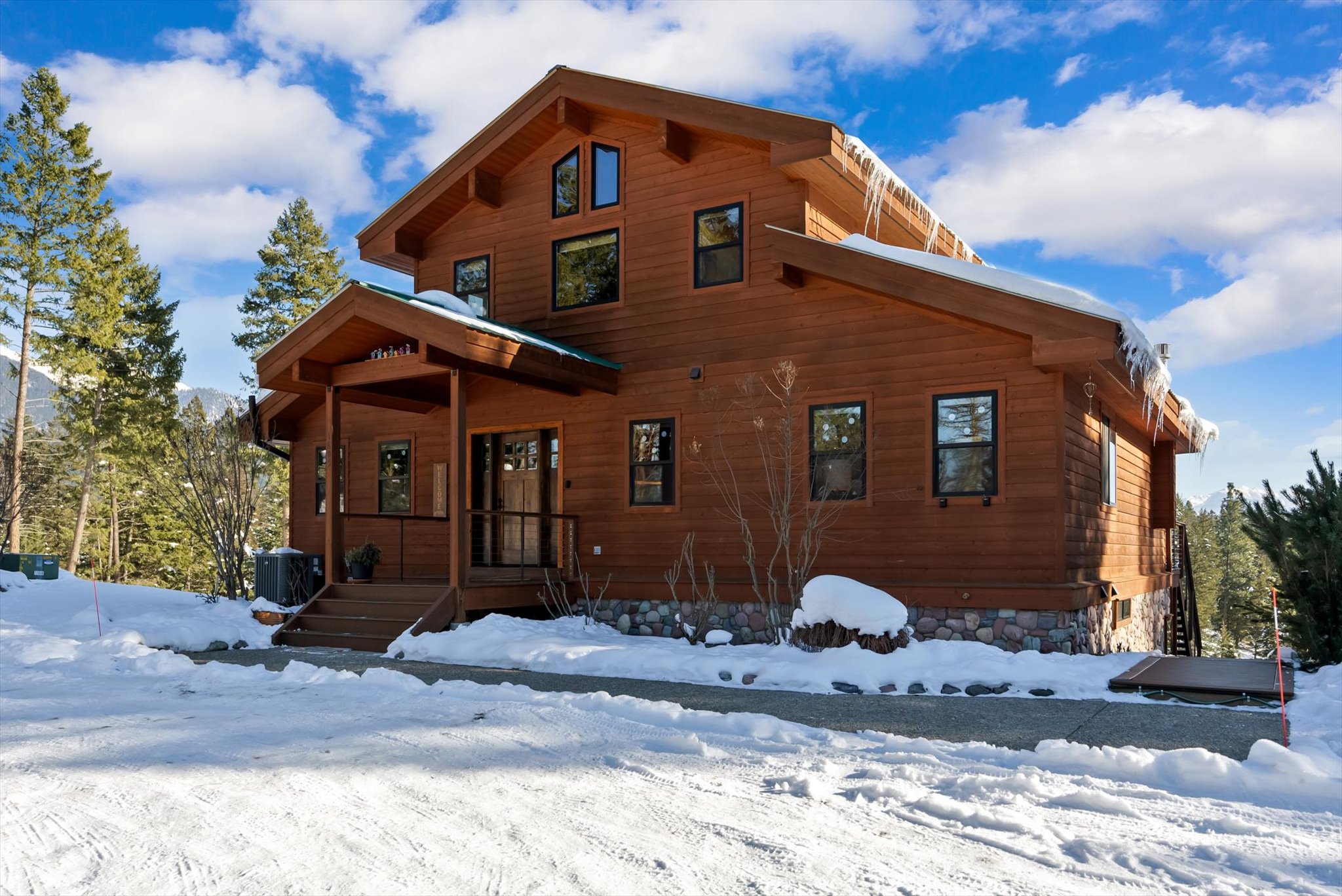1605 Rolling Ridge Loop