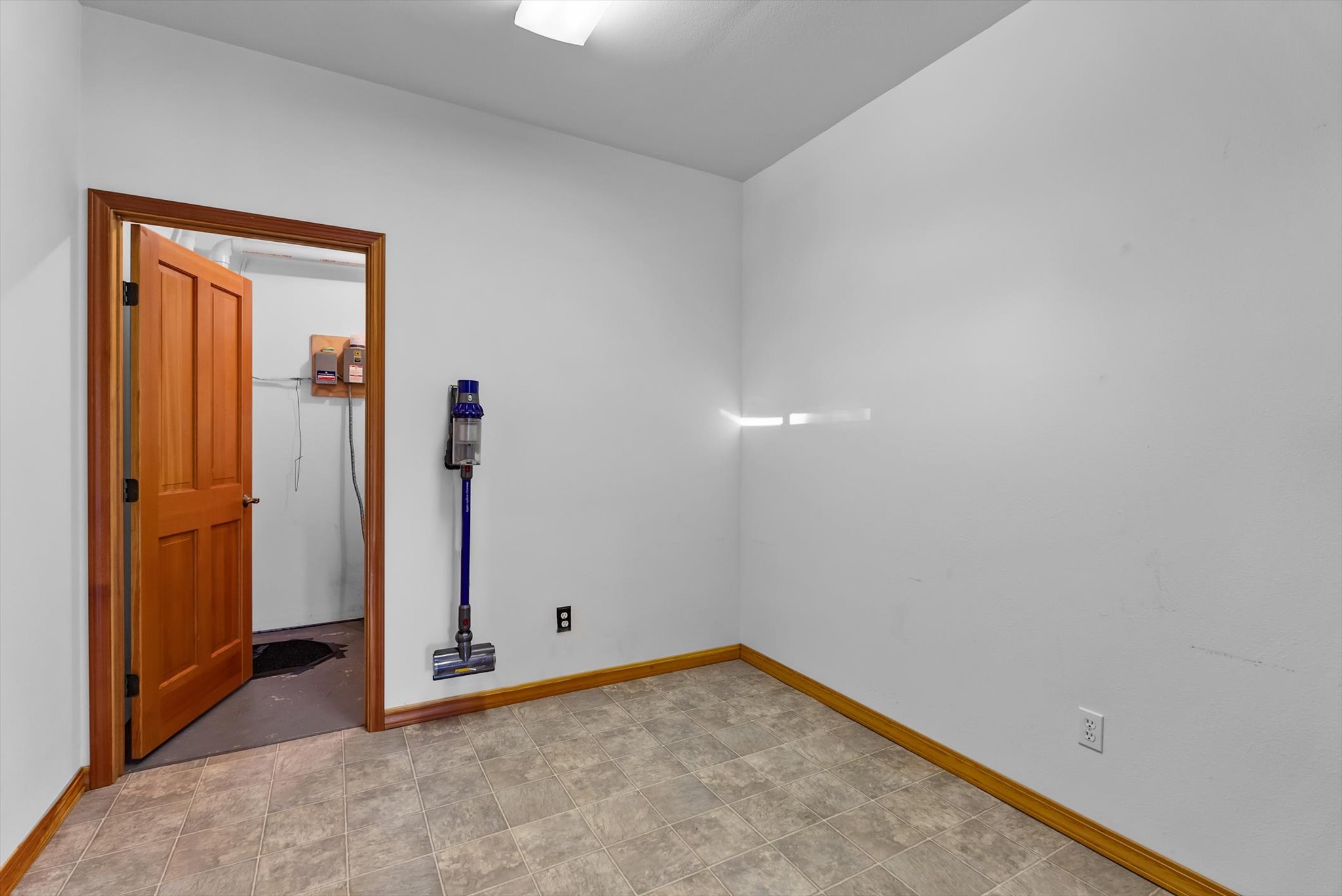 1605 Rolling Ridge Loop