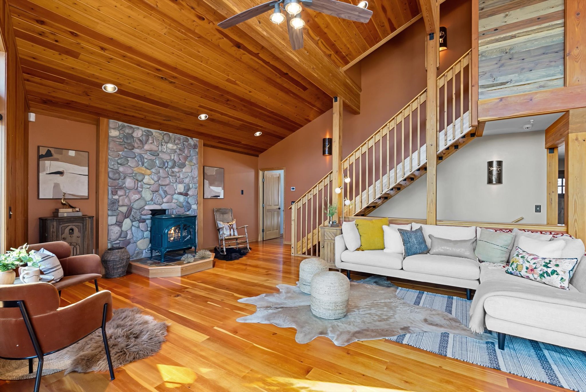 1605 Rolling Ridge Loop
