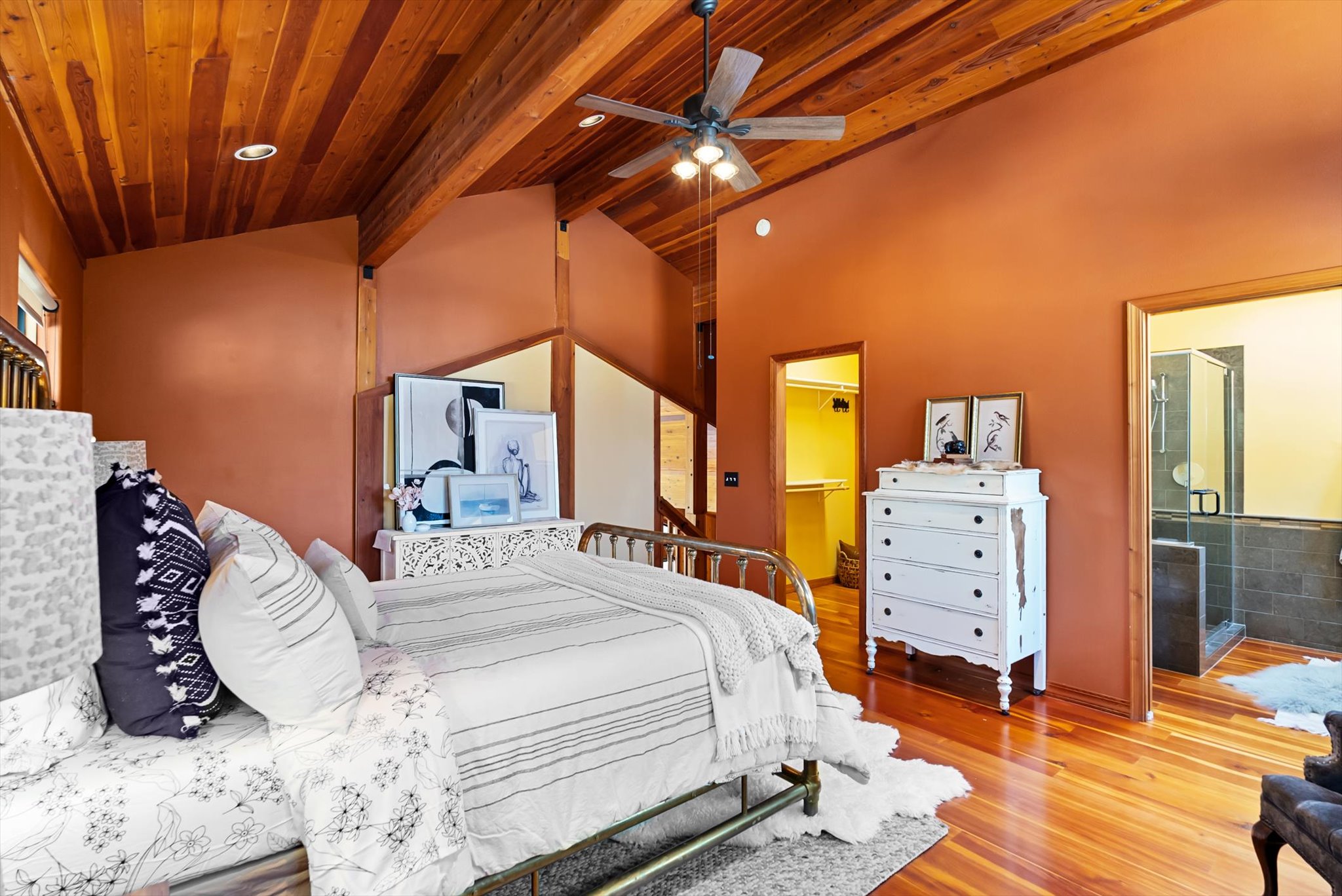 1605 Rolling Ridge Loop