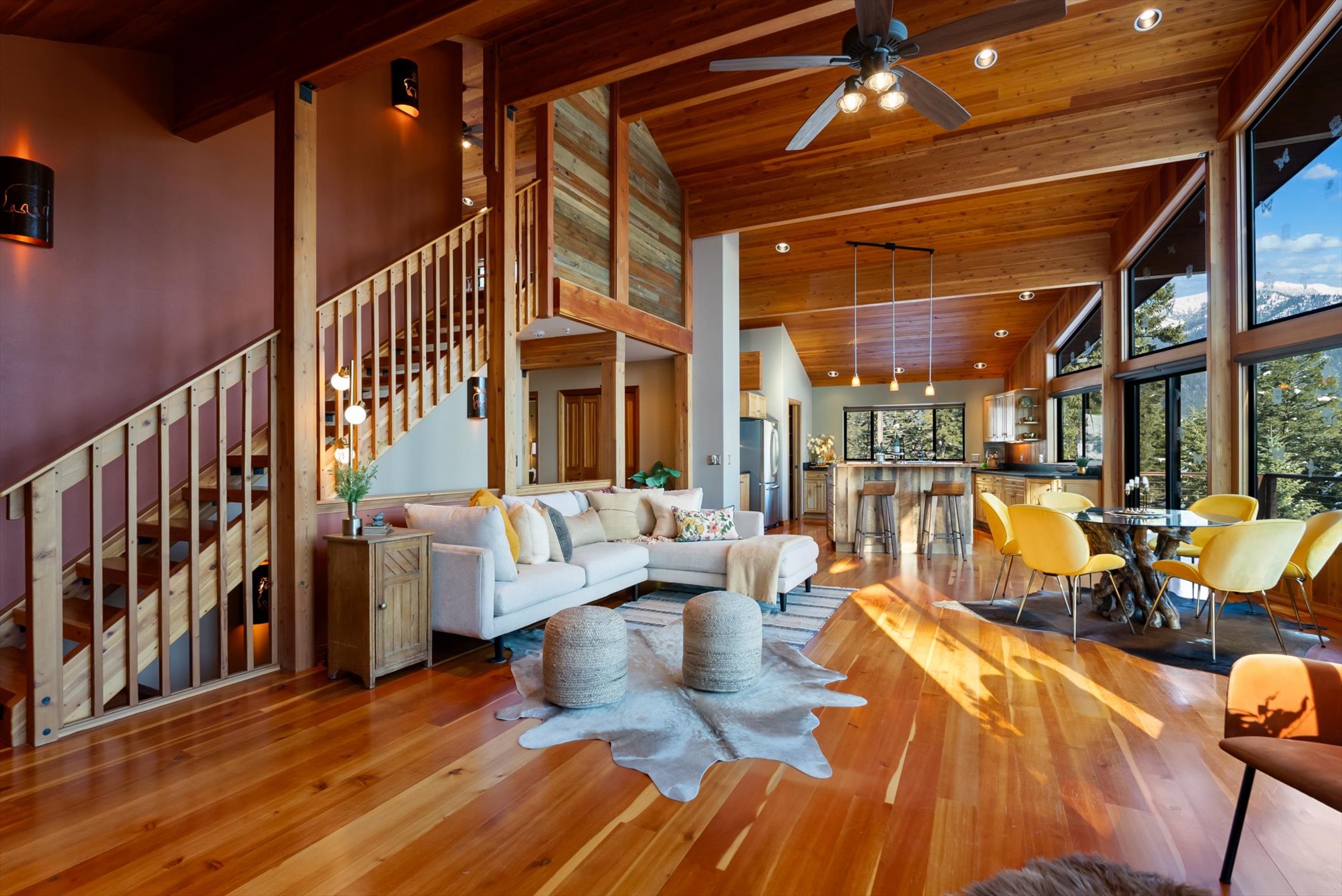1605 Rolling Ridge Loop