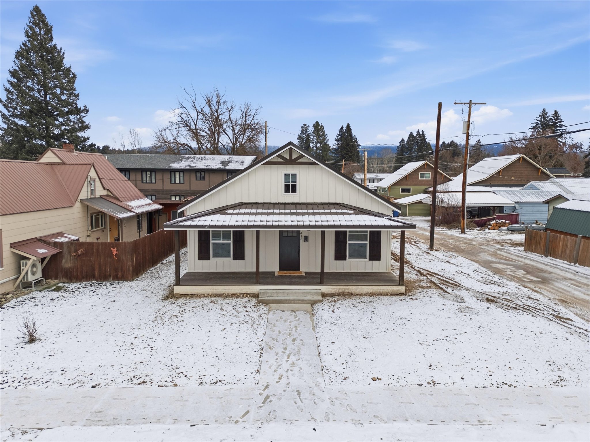 412 W 4th Street
