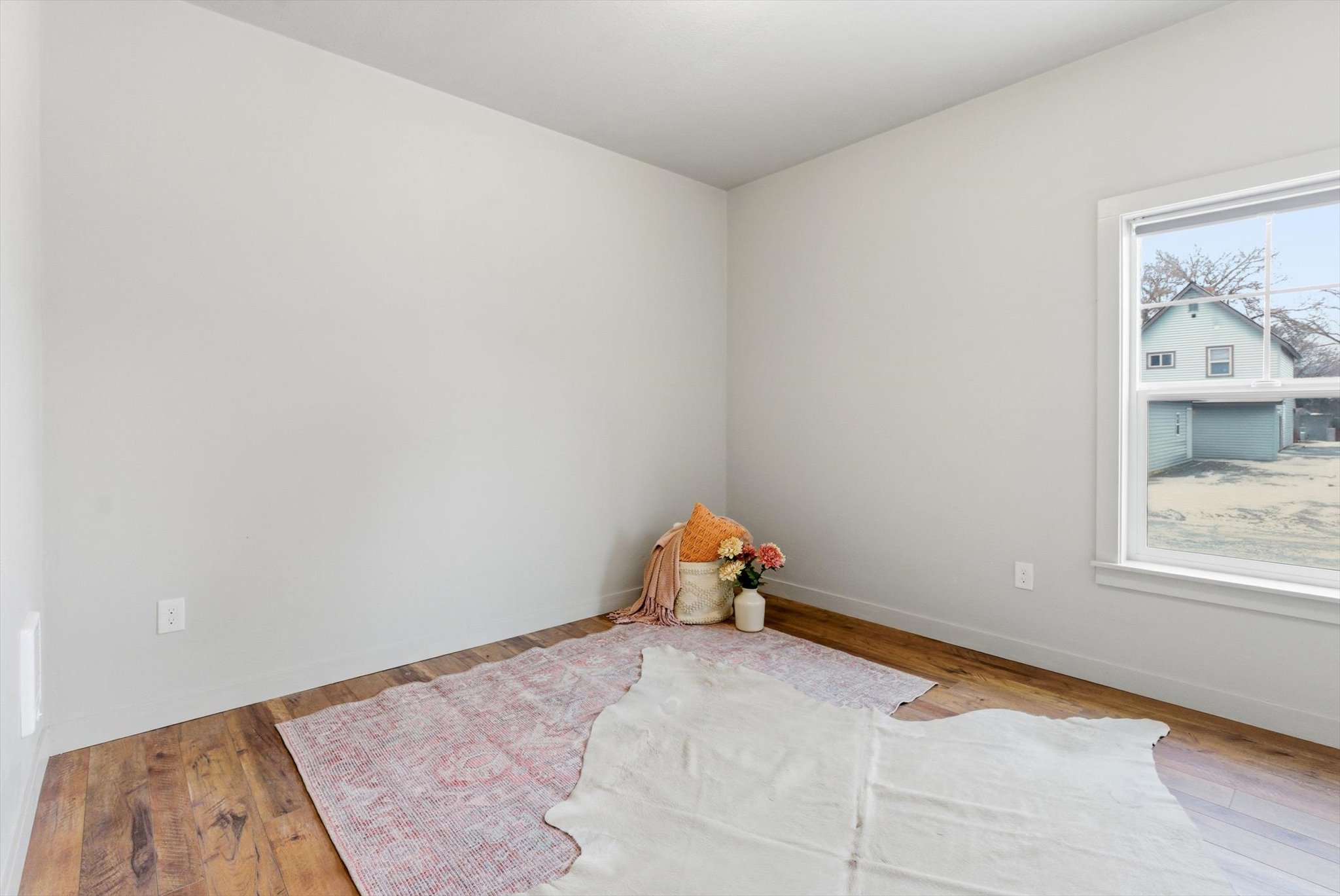 412 W 4th Street