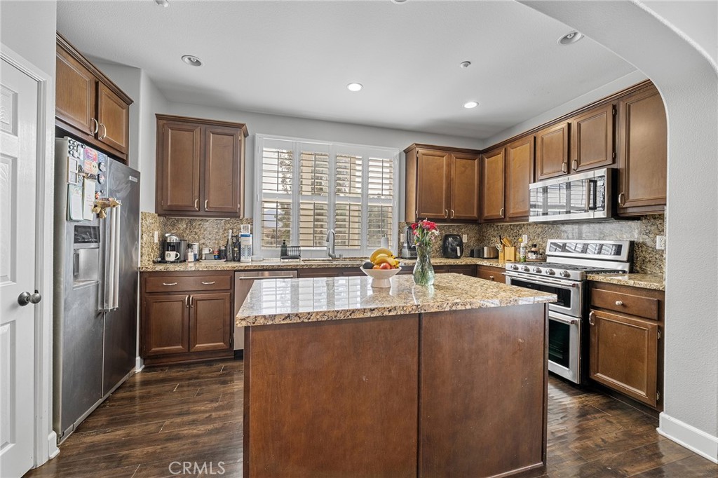 4457 Owens Street 101