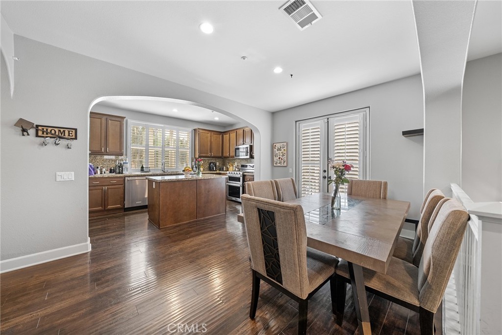4457 Owens Street 101