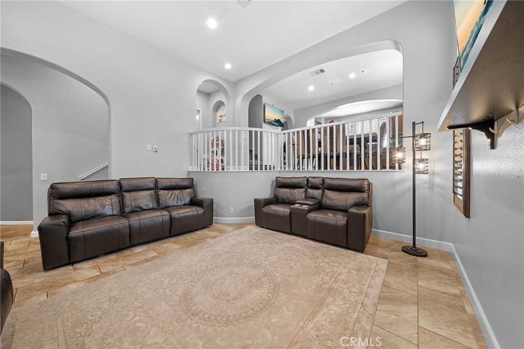 4457 Owens Street 101