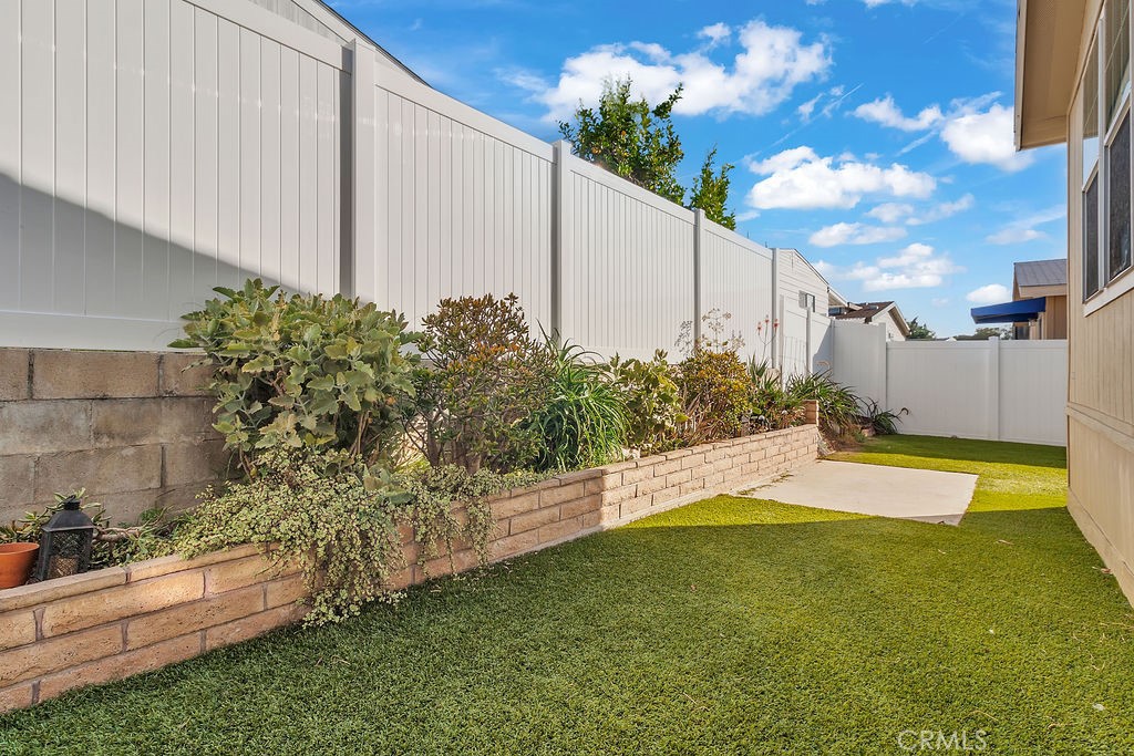 2851 Rolling Hills 203