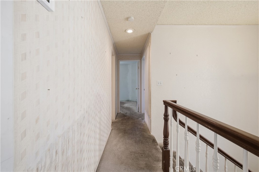 2000 W Palmyra Avenue 7