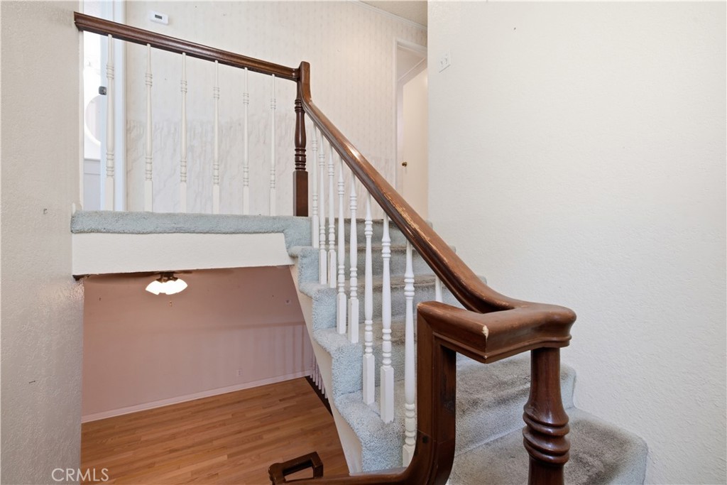 2000 W Palmyra Avenue 7
