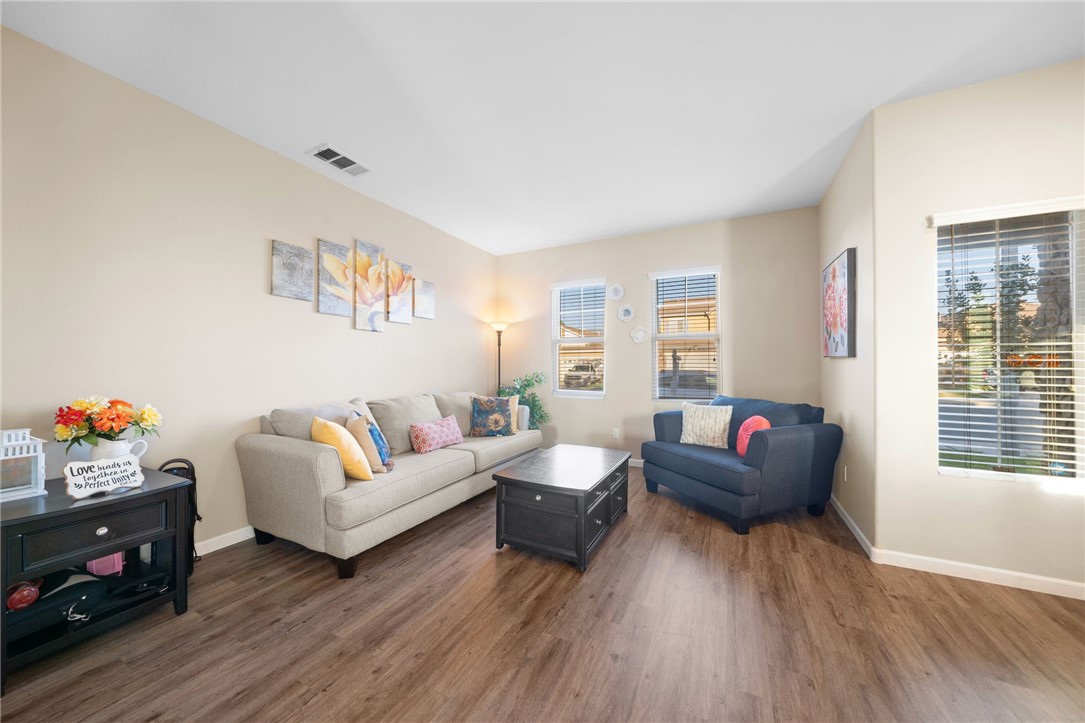 1896 Hawthorne Street