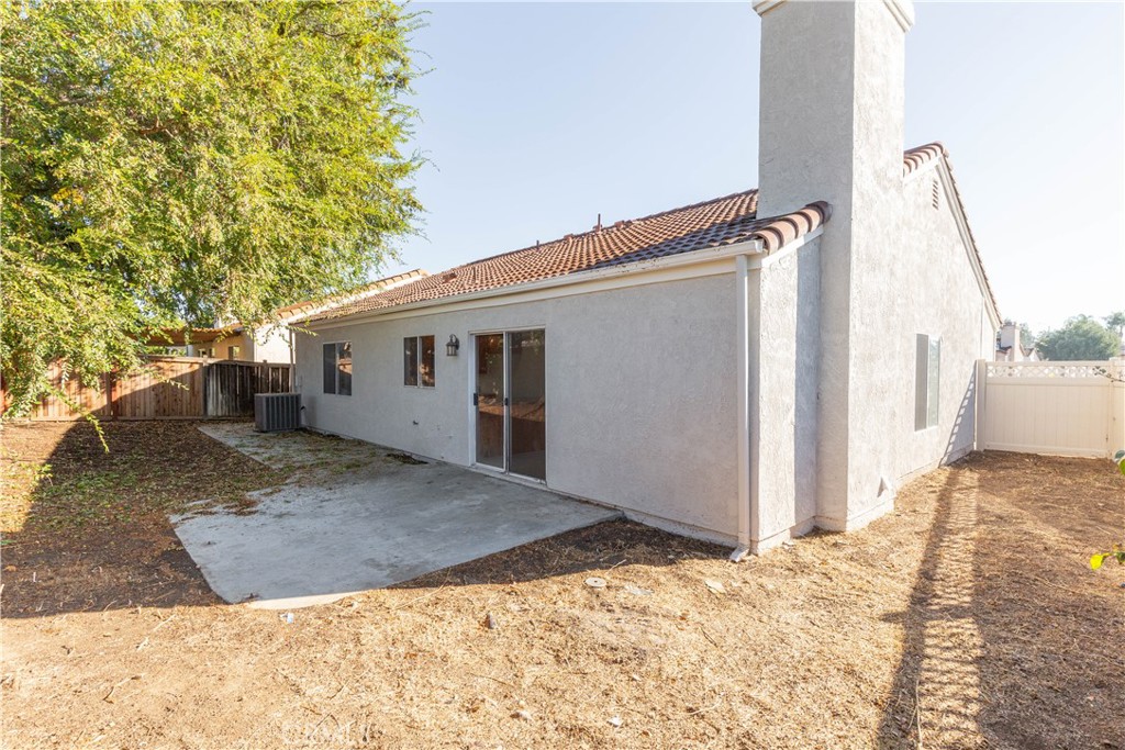 39579 Silverberry Court