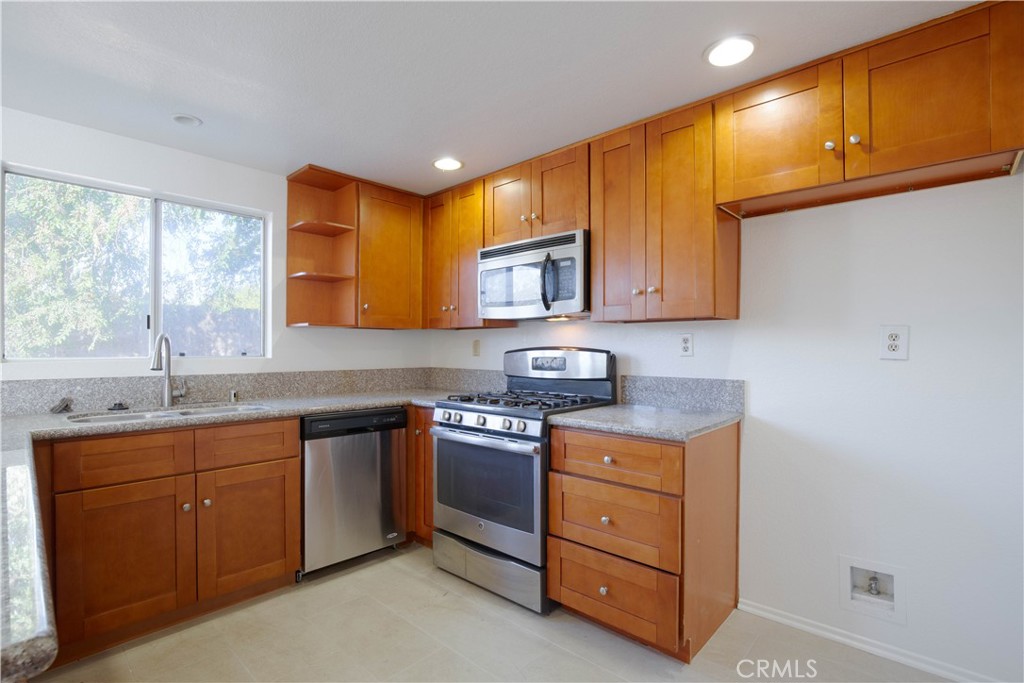 39579 Silverberry Court