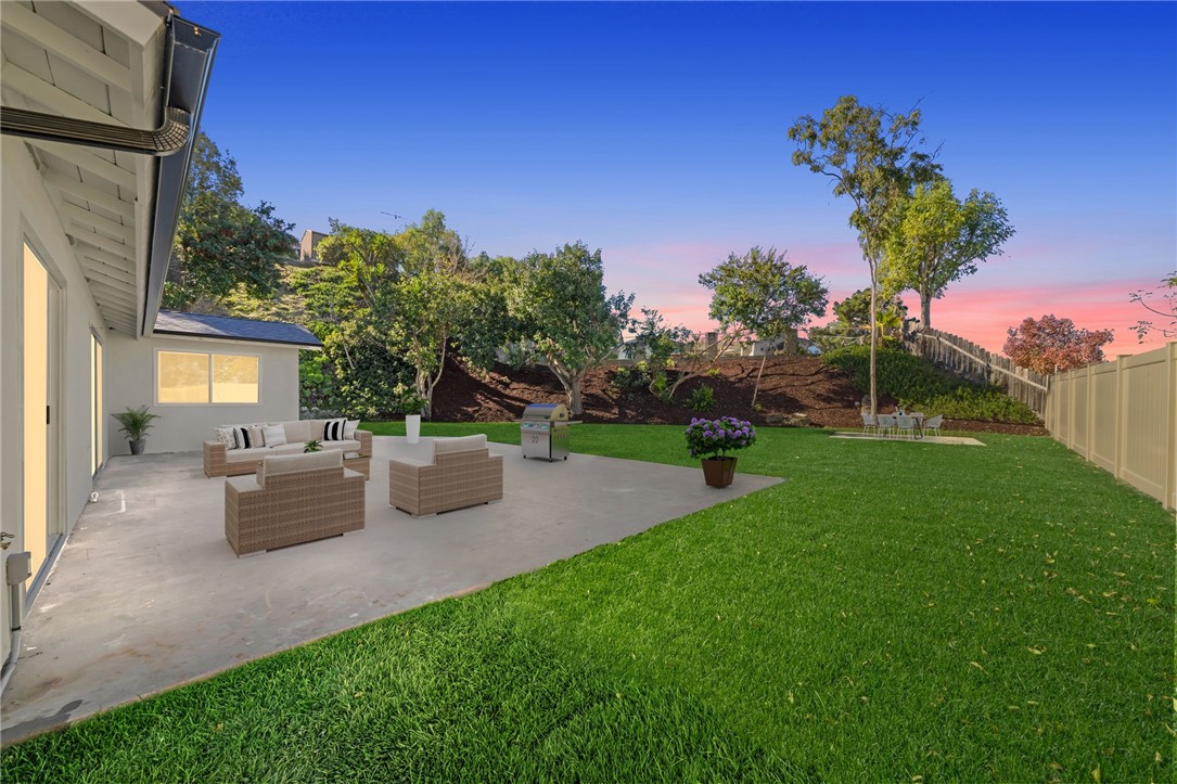 4065 Mira Verde Street