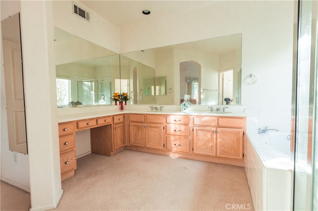 41932 Corte Valentine