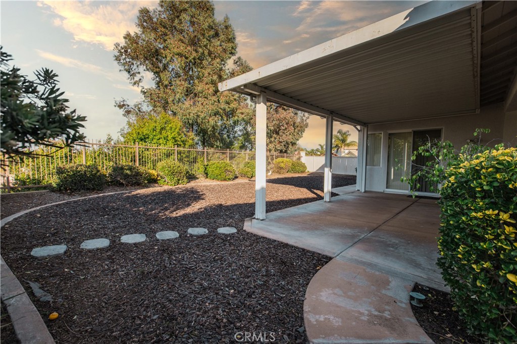 41932 Corte Valentine