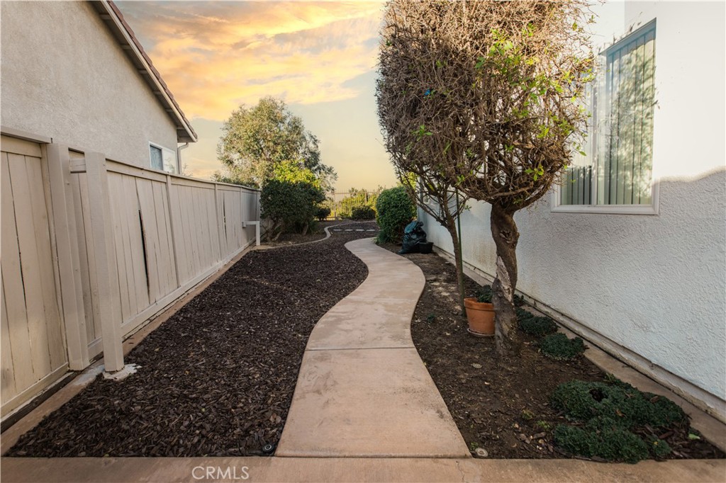 41932 Corte Valentine