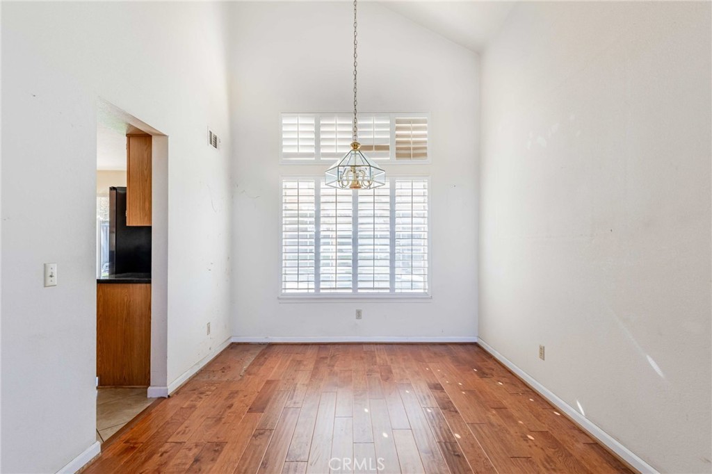 43215 Corte Montilla