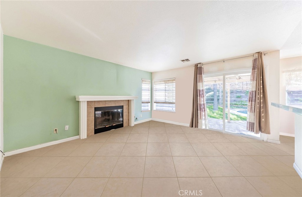 43215 Corte Montilla