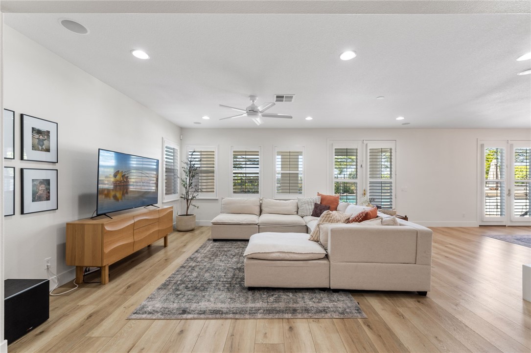 32864 Northshire Circle