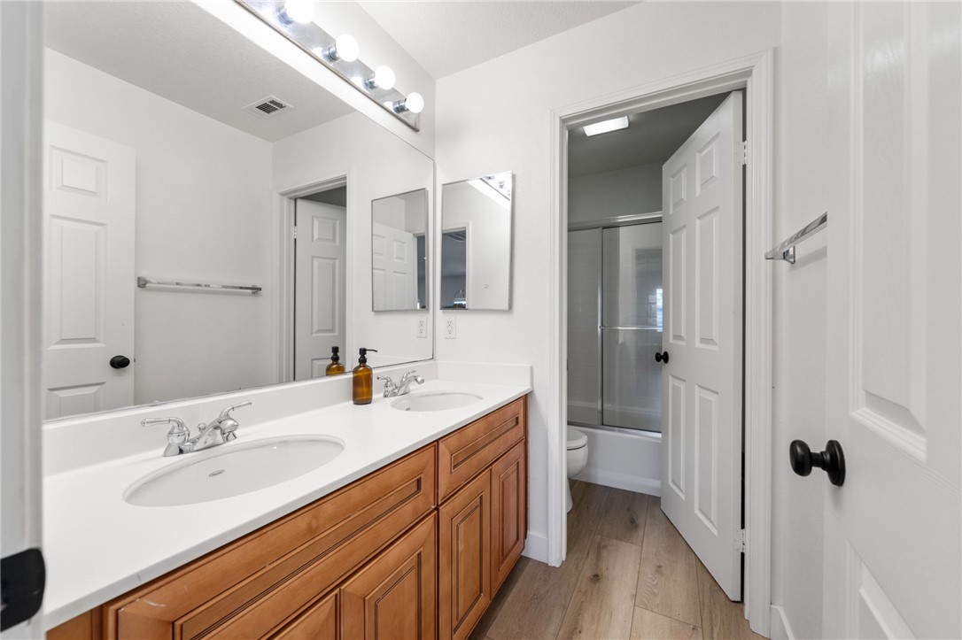 32864 Northshire Circle