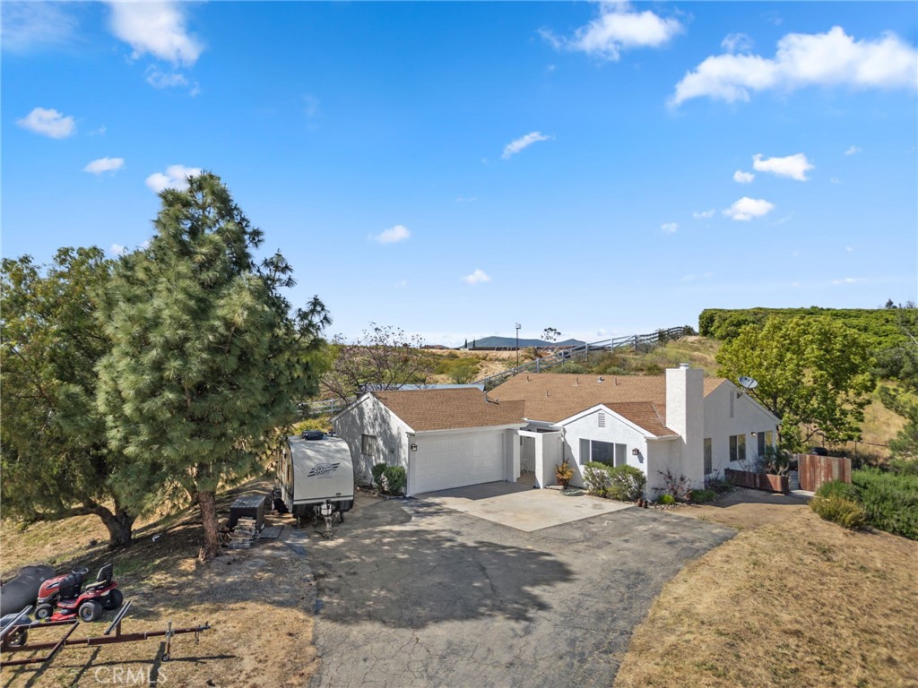 40752 Los Amantes Road