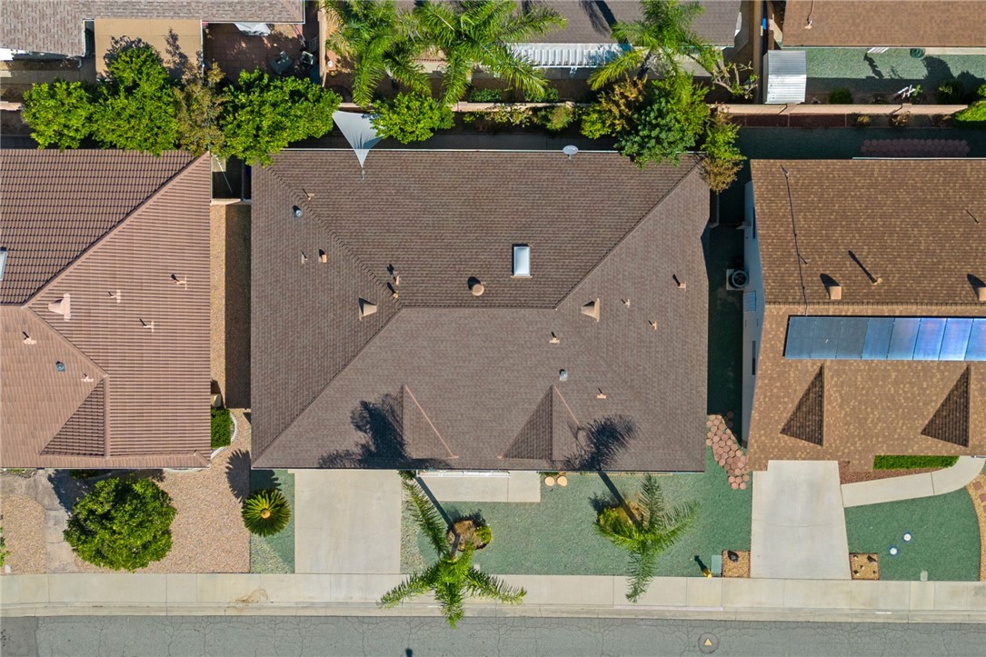 1200 W Montrose Avenue