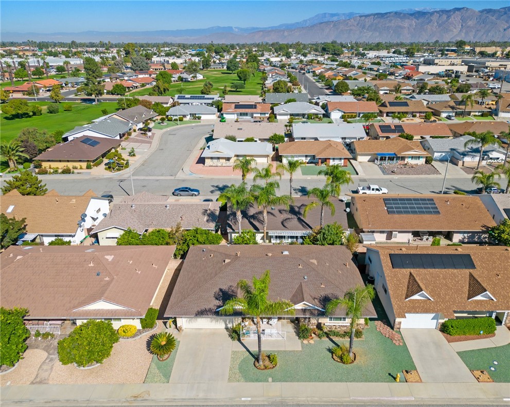 1200 W Montrose Avenue