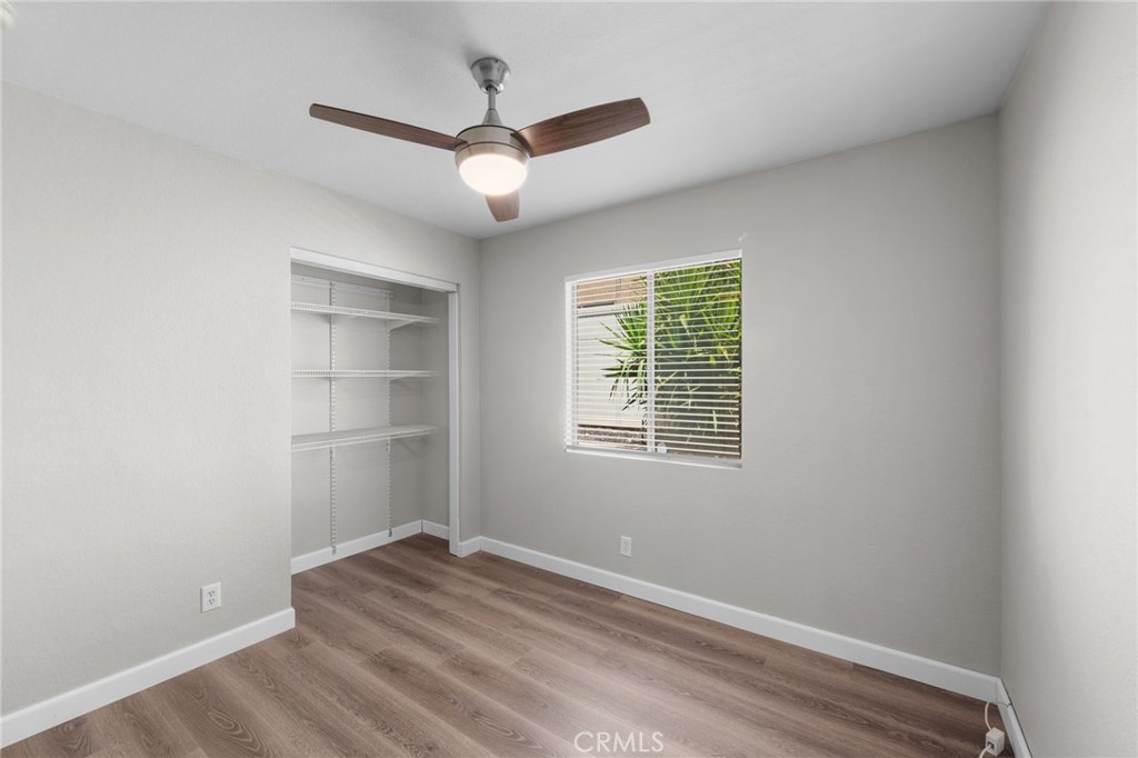 24577 Via Las Laderas