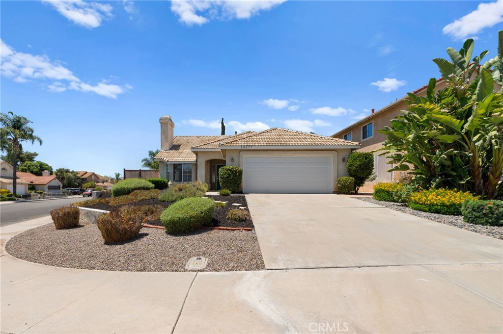 24577 Via Las Laderas