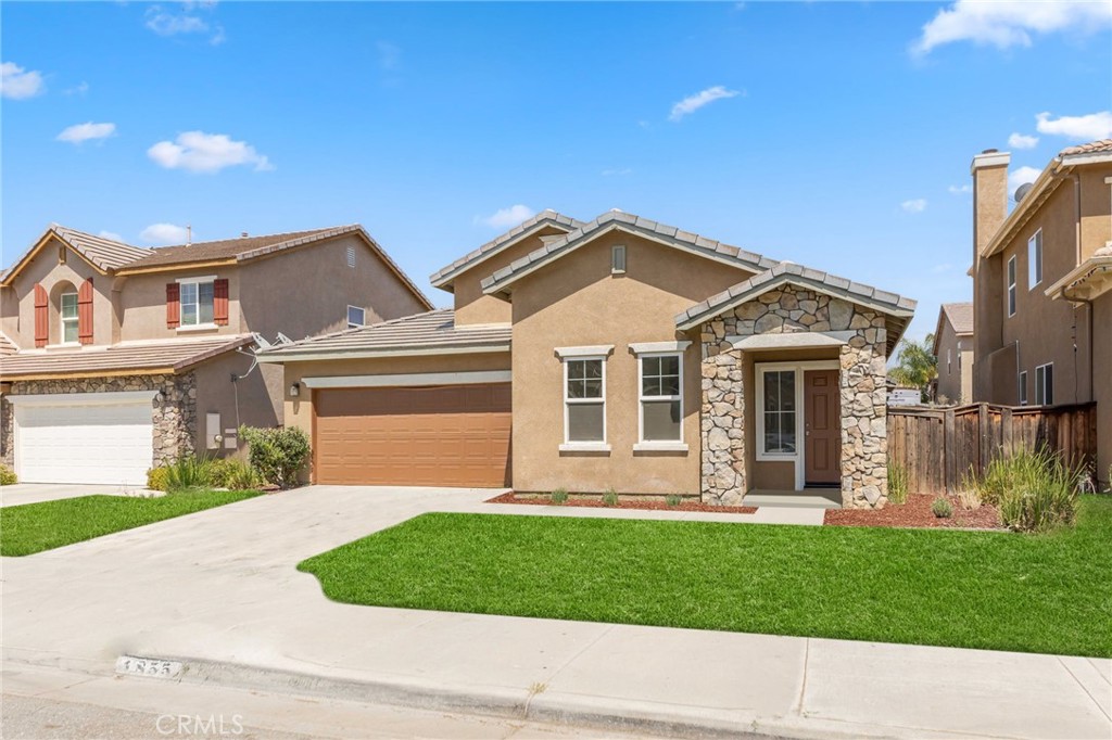 1855 Hawthorne Street