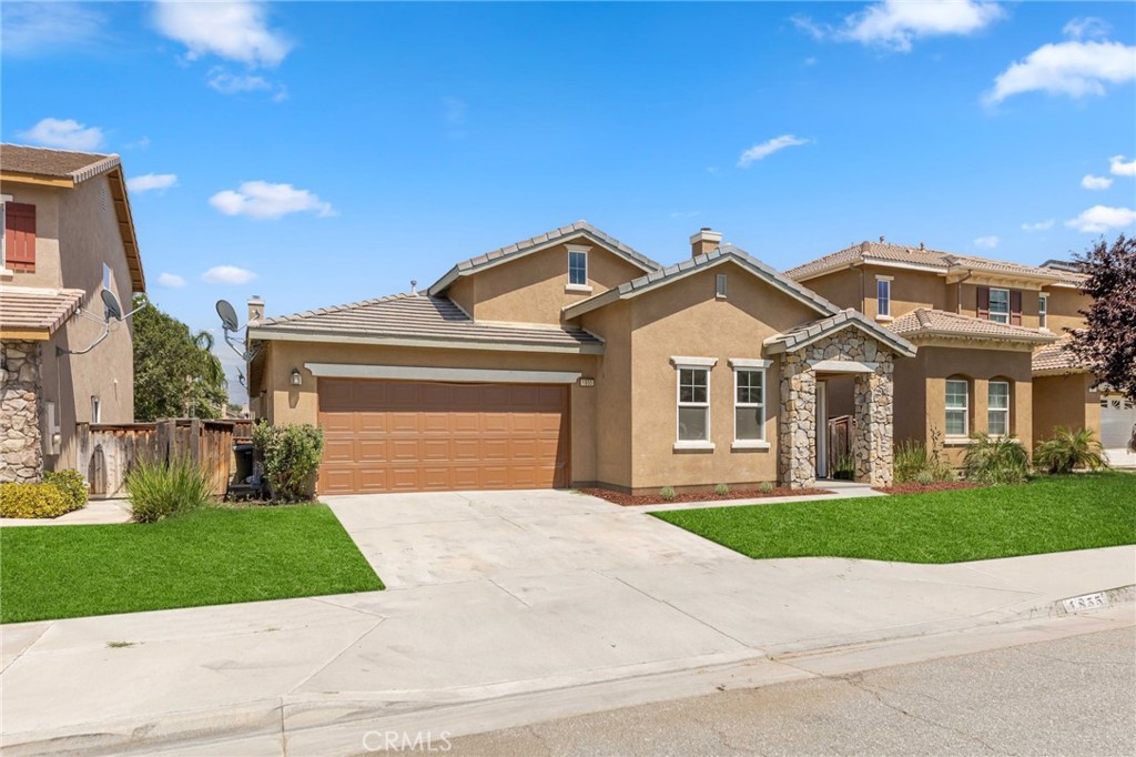 1855 Hawthorne Street