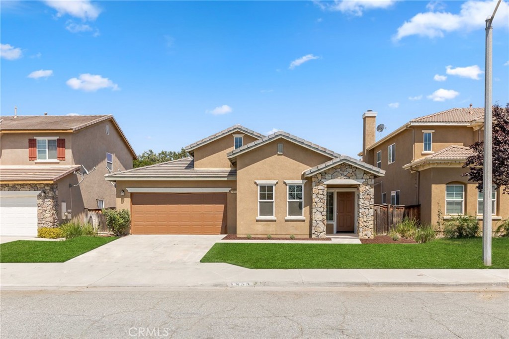 1855 Hawthorne Street