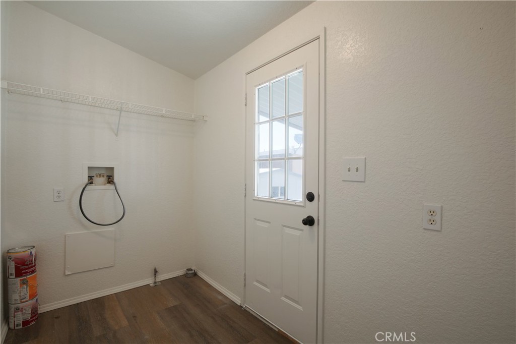 45521 State Highway 74 114