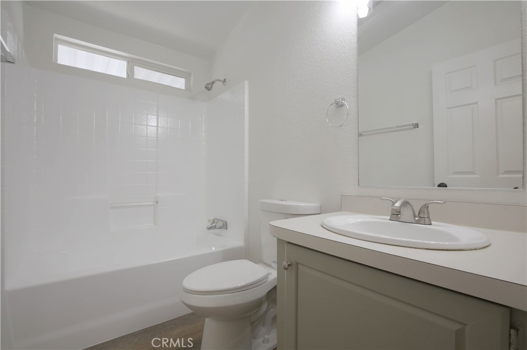 45521 State Highway 74 114