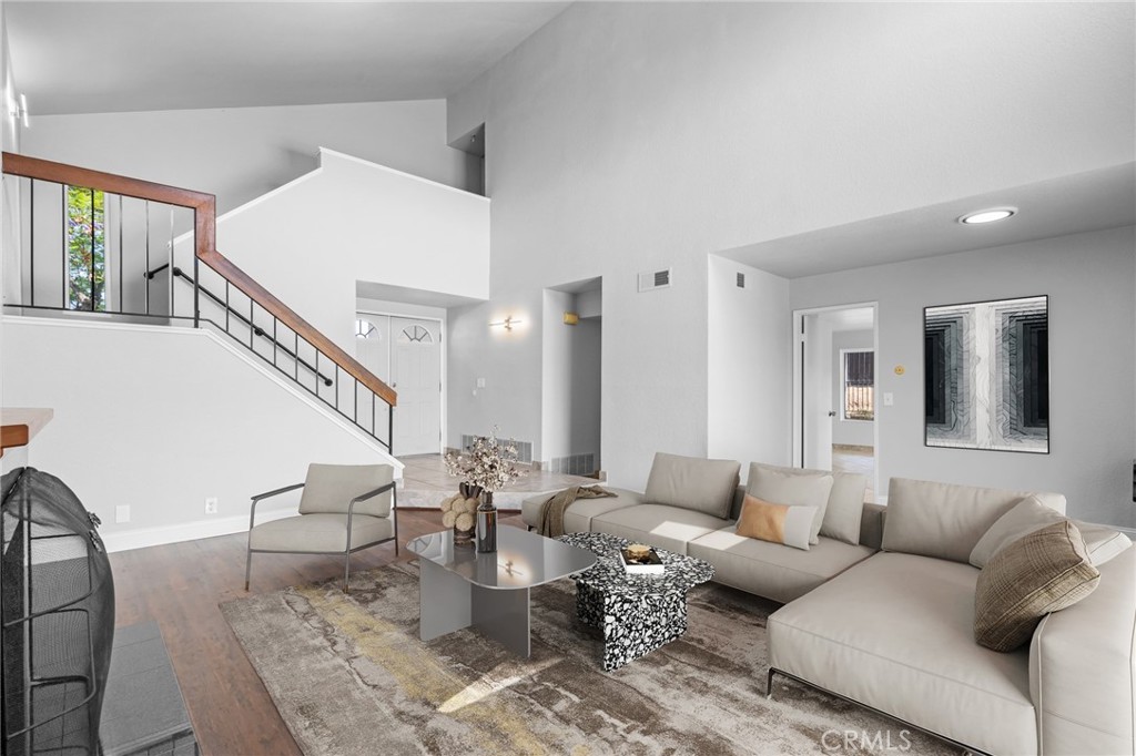 1659 Lomacita Terrace