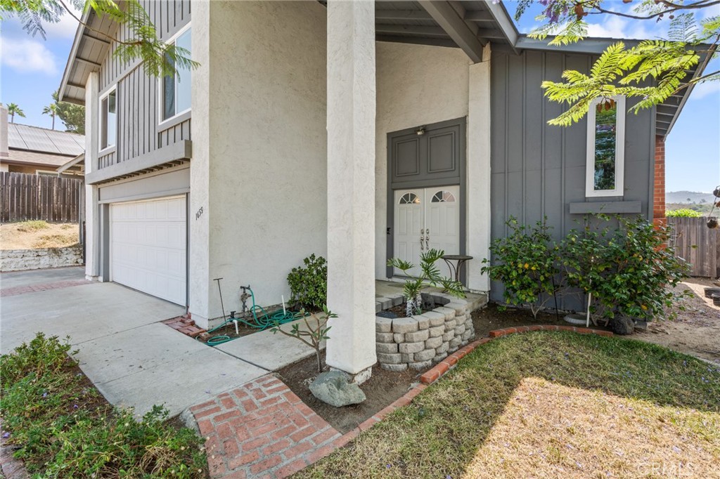 1659 Lomacita Terrace