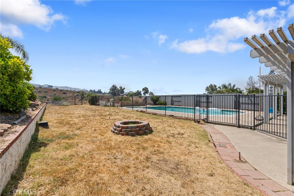 1659 Lomacita Terrace