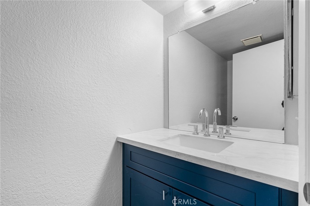 1659 Lomacita Terrace