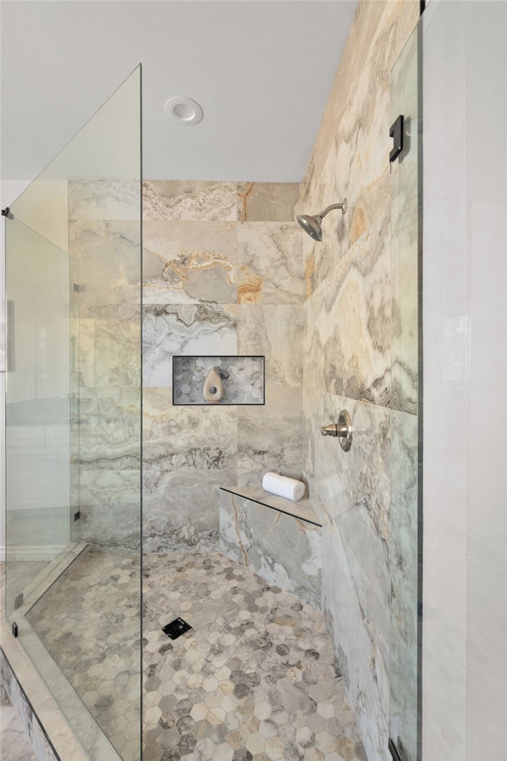 18860 Mariposa Drive