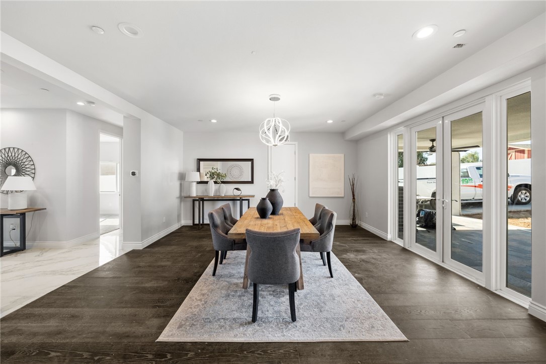 18860 Mariposa Drive